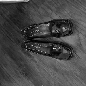 Black Patent heeled shoes